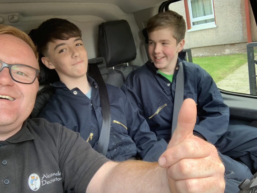 Alexander Decorators Dundee Painting And Decorating Team
